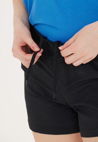 Cruz Regular Workout Pants 'Lydia' in Black