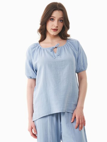 Organication Bluse in Blau: Vorderseite