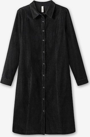 SHEEGO Shirt Dress in Black: front