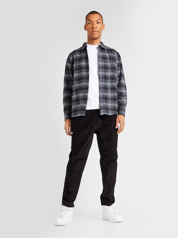 Lee Regular fit Button Up Shirt in Black