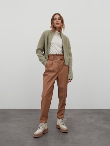 EDITED Loose fit Trousers with creases 'Margit' in Brown