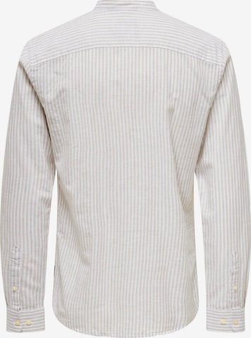 pilka Only & Sons Priglundantis modelis Marškiniai 'Caiden'