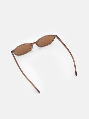 Ochelari de soare de la Pull&Bear pe maro