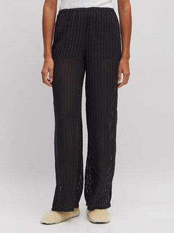 EDITED Regular Trousers 'Kate' in Black: front