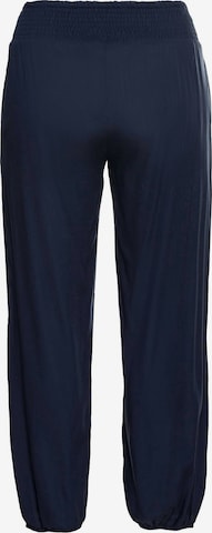 SHEEGO - Tapered Pantalón en azul