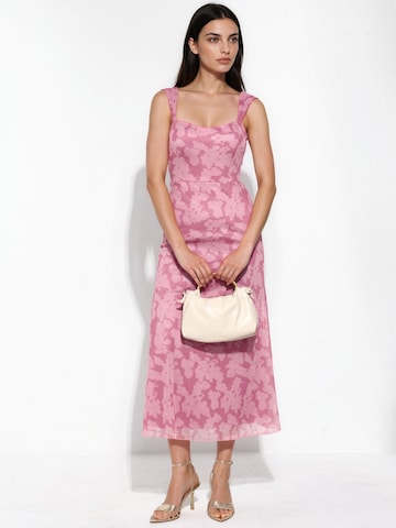 Hiccup - Vestido em rosa