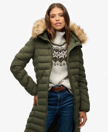 Superdry Tussenmantel in Groen