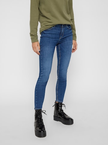 PIECES Skinny Jeans 'Delly' in Blau: predná strana
