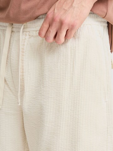 !Solid - regular Pantalón ' SDALANN ' en beige
