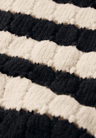 Street One Studio Strukturpullover in Weiß