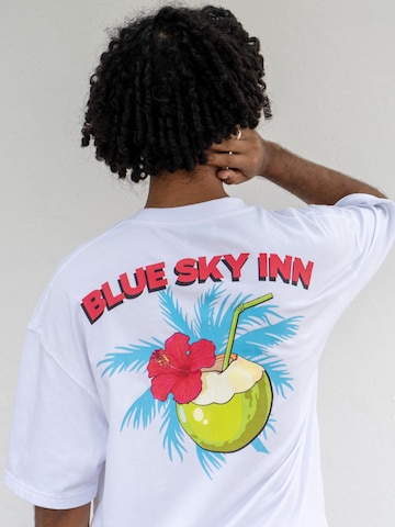 BLUE SKY INN Shirt 'Coconut Club' in White