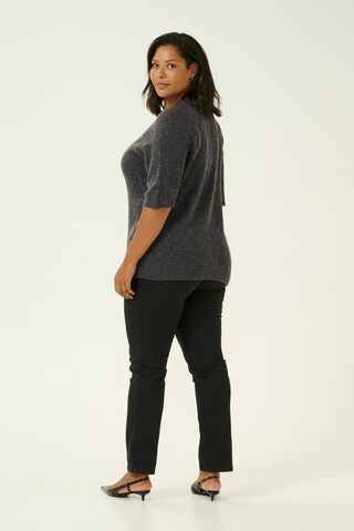 Pull-over 'Tianya' KAFFE CURVE en gris