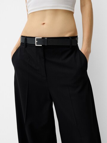 Wide leg Pantaloni con piega frontale di Bershka in nero