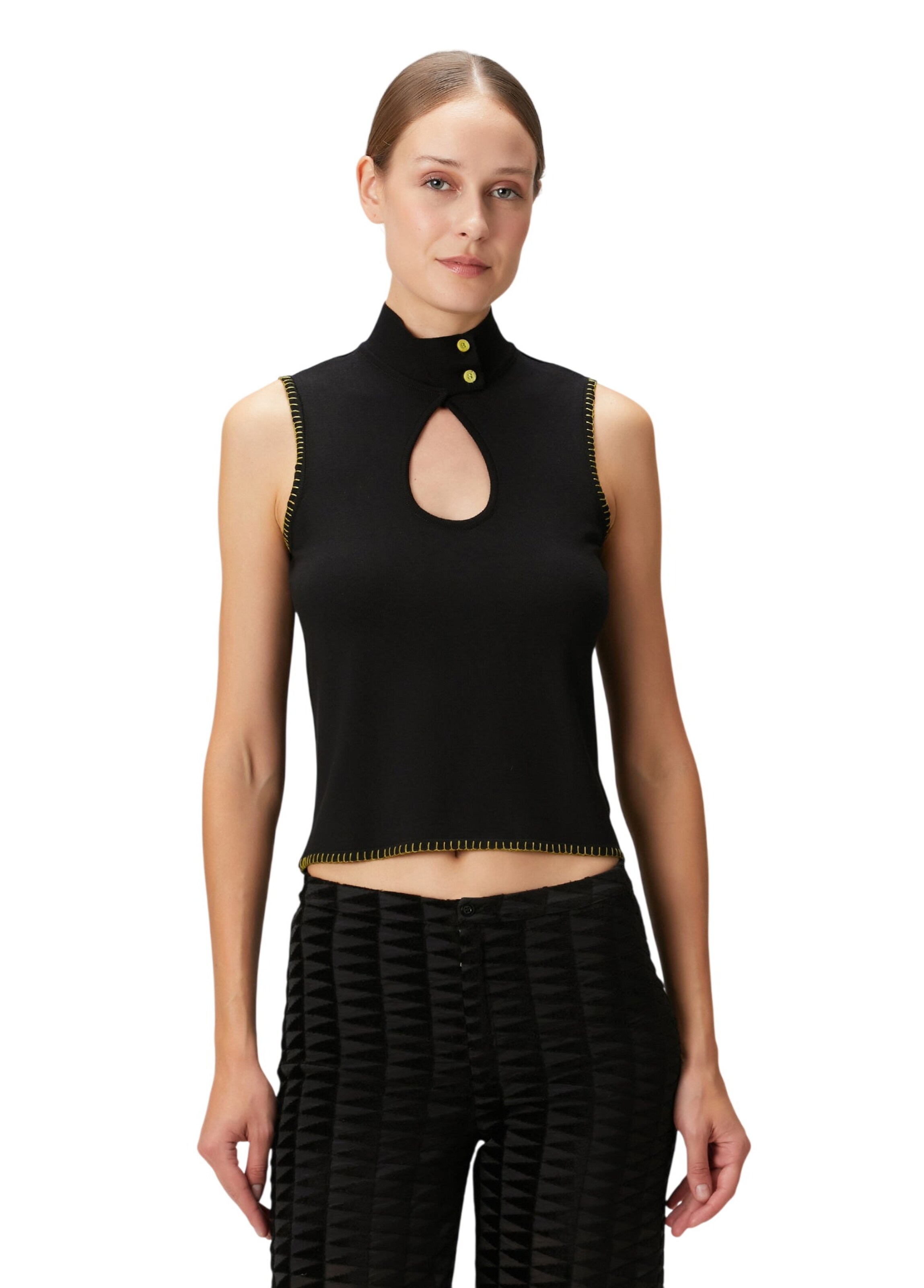 Haut BASSIGUE en noir : devant