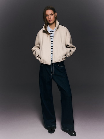 Veste mi-saison Bershka en beige