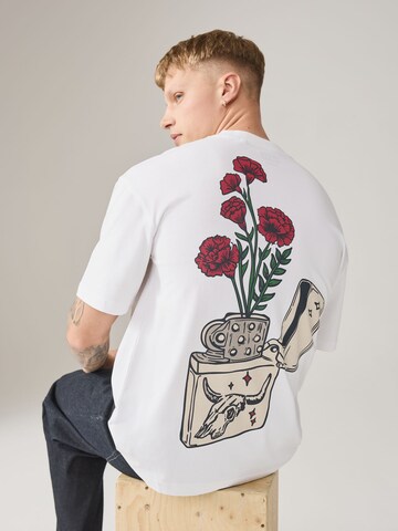 T-Shirt Next en beige : devant