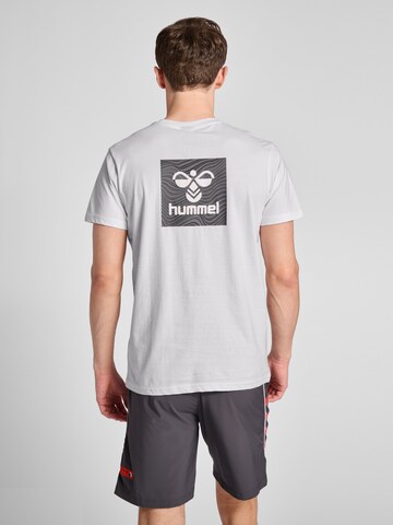 T-Shirt fonctionnel Hummel en blanc