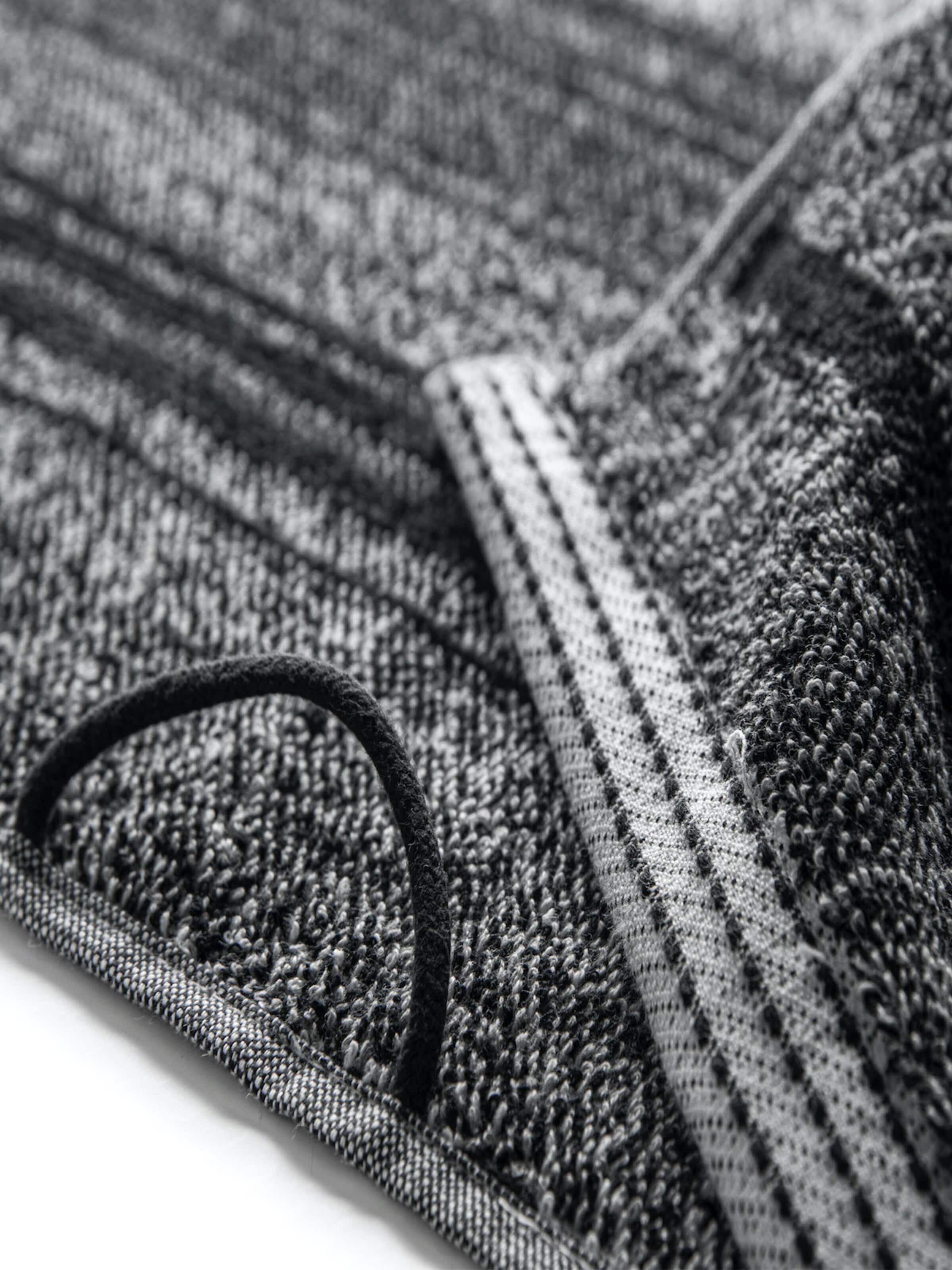 Sorema Handdoek 'MAZE' in Zwart