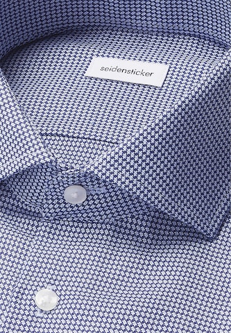 Coupe slim Chemise business 'Schwarze Rose' SEIDENSTICKER en bleu