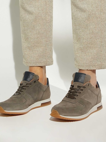 Dune LONDON Sneakers laag 'Trilogy' in Grijs