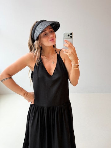 Tatiana Zidekova Ruha - fekete