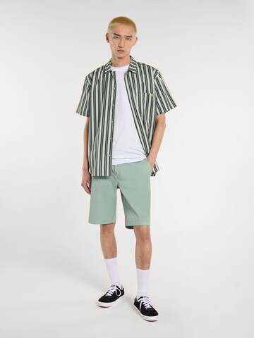 Regular Pantalon chino DICKIES en vert