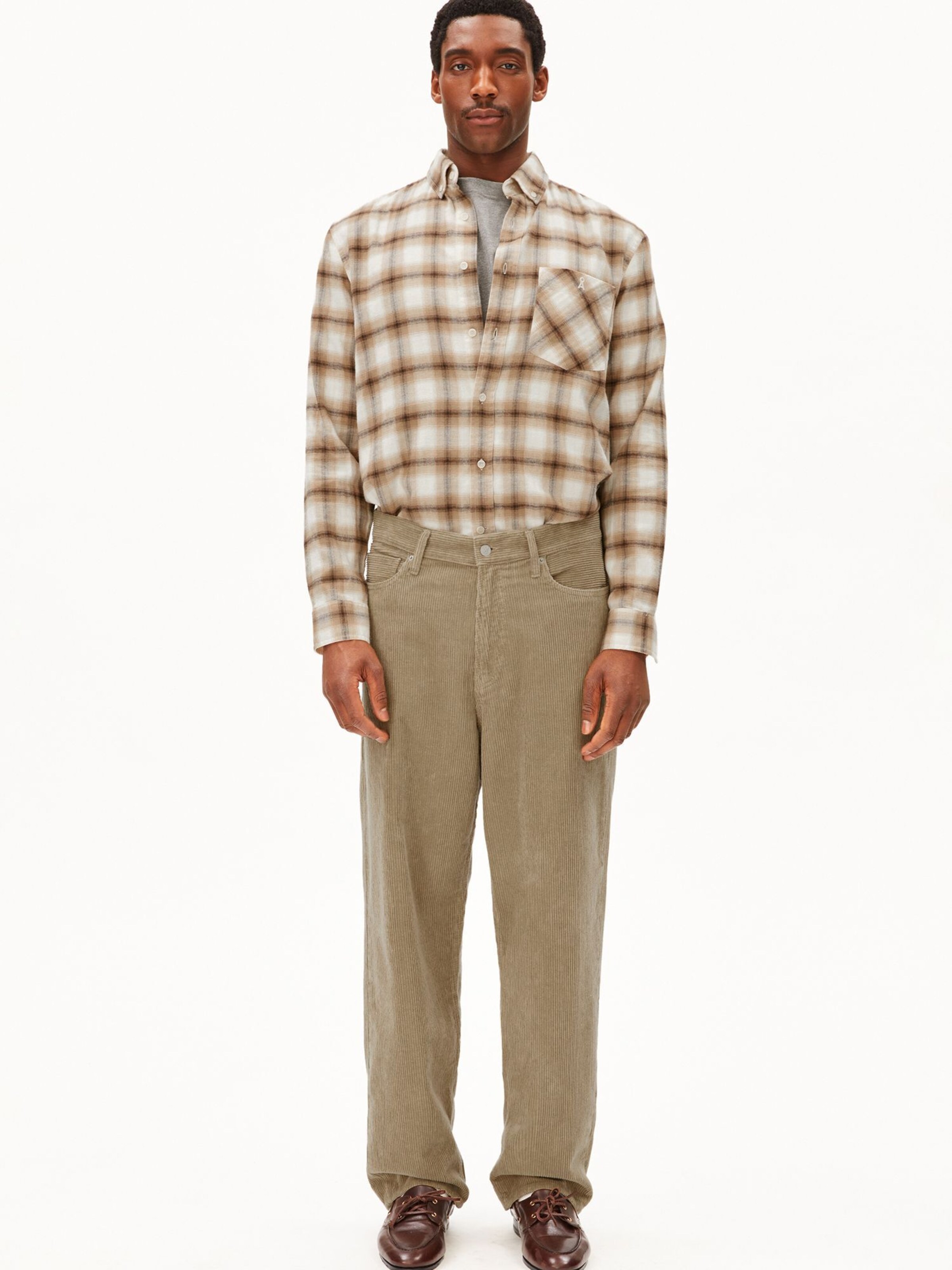 ARMEDANGELS Loose fit Trousers in Green