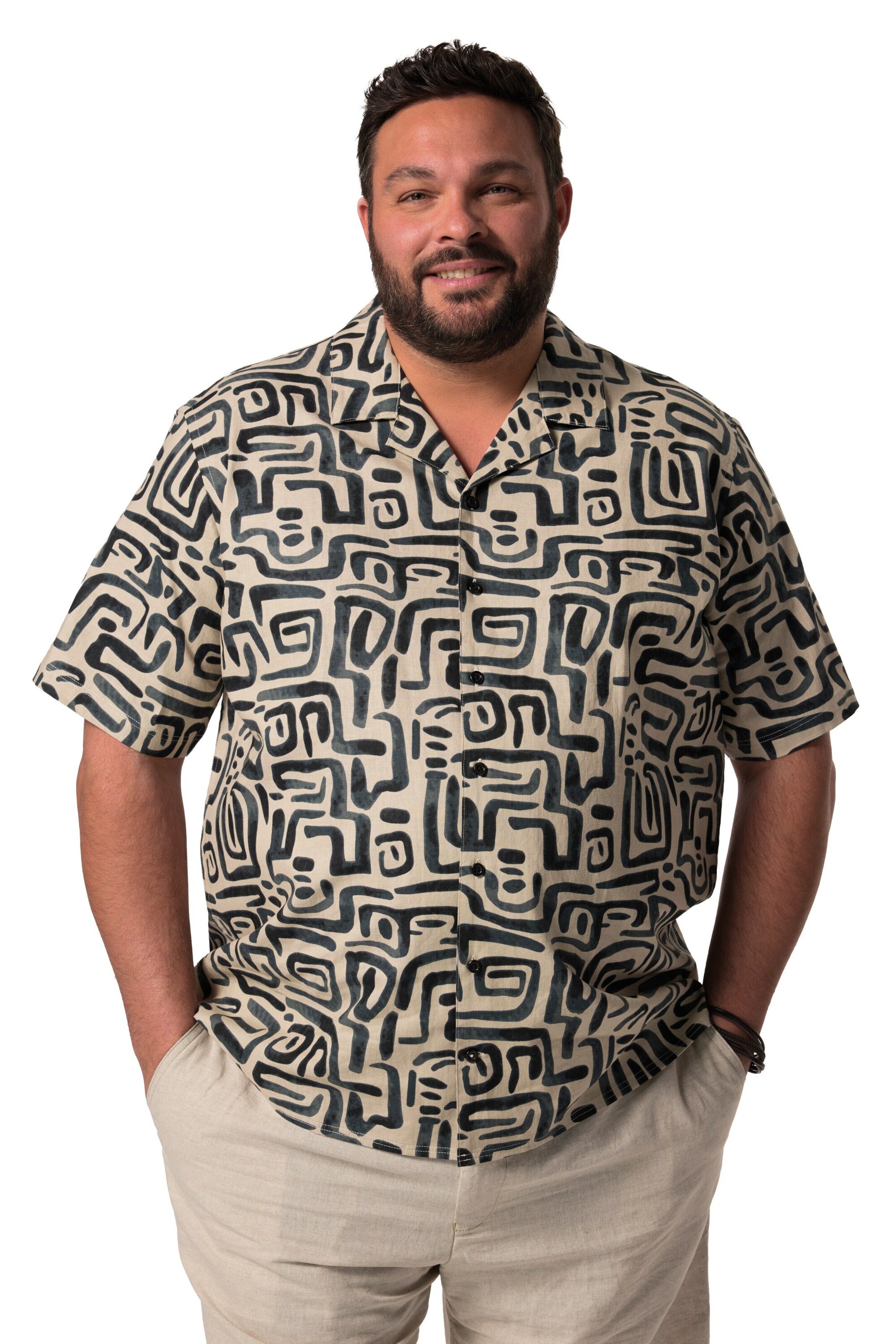 Men Plus Regular fit Button Up Shirt in Beige: front