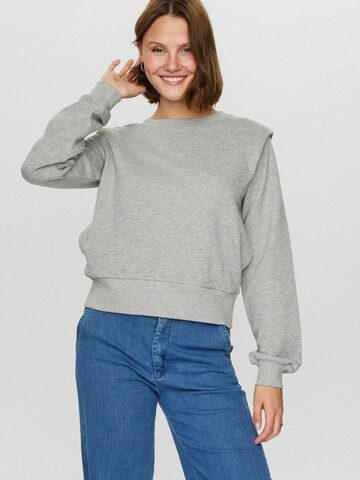 NÜMPH Sweatshirt 'Eeva' in Grijs: voorkant