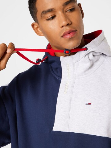 Tommy Jeans Sweatshirt in Blau