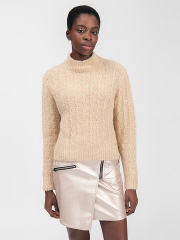 Influencer Sweater in Beige: front