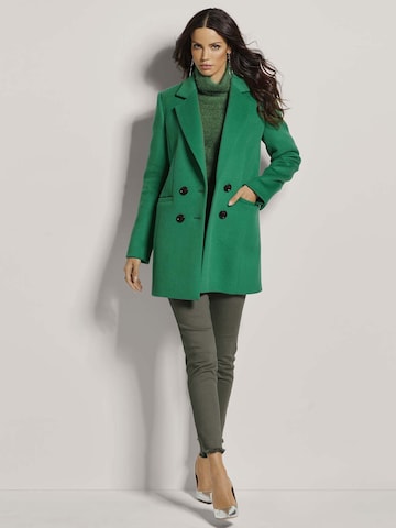 MADELEINE Tussenmantel in Groen