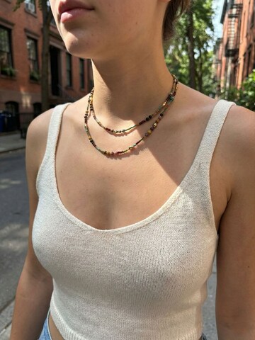 Nemomatheo Necklace 'Wandering Spirit – Mehrfarbige Natursteinkette' in Gold