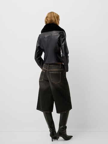 Bershka Jacke in Schwarz