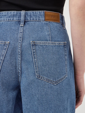 regular Jeans di YAS in blu