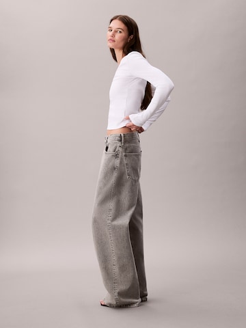 Calvin Klein Jeans Тениска в бяло