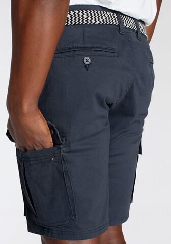 DELMAO Regular Shorts in Blau