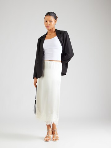 ONLY - Falda 'ONLBella' en blanco