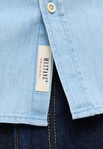 MUSTANG Comfort fit Button Up Shirt ' Style Cullman ' in Blue