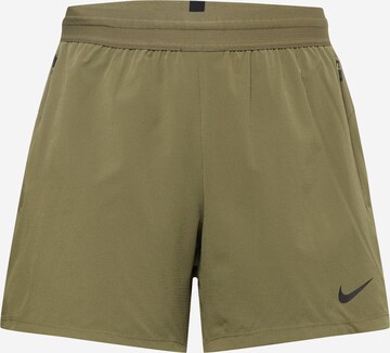 NIKE Regular Sportshorts 'FLX REP 4.0' in Grün: predná strana