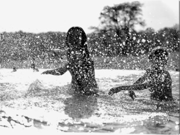 Liv Corday Image 'Splashing' in Grey: front