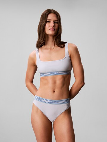 Calvin Klein String in Blauw: voorkant