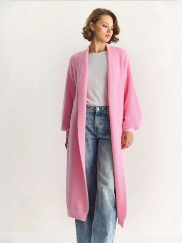 Bianco Lucci Knitted coat in Pink