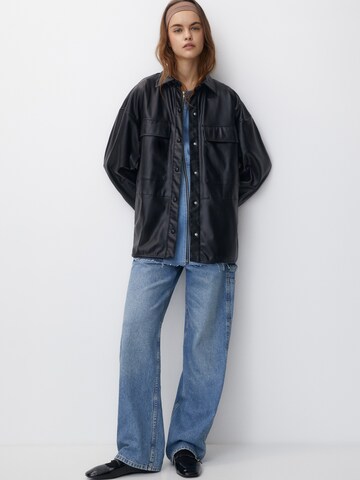 Pull&Bear Jacke in Schwarz