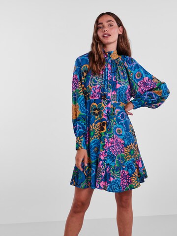 Y.A.S - Vestido camisero en azul: frente