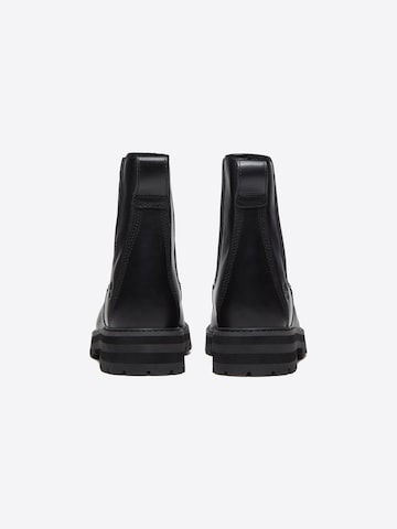 Ghete chelsea de la TIMBERLAND pe negru