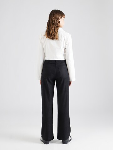 WEEKDAY Loose fit Trousers 'Tiana' in Black