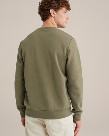 WE Fashion Sweater in Green