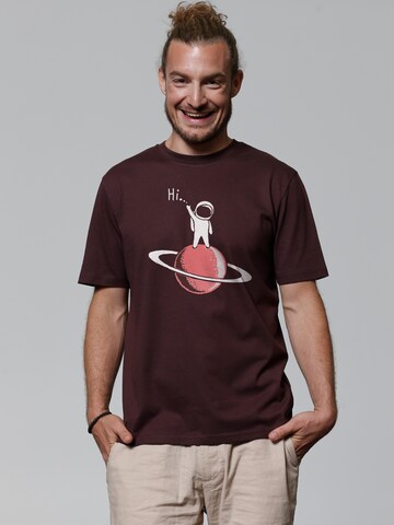 Watapparel Shirt 'Astronaut says Hi' in Rood: voorkant