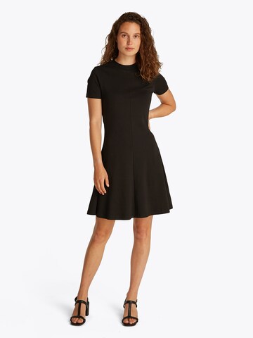 TOMMY HILFIGER - Vestido en negro: frente